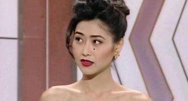 娱乐圈女星吃瓜视频大全,揭秘幕后故事与精彩瞬间 第3张 娱乐圈女星吃瓜视频大全,揭秘幕后故事与精彩瞬间 第3张